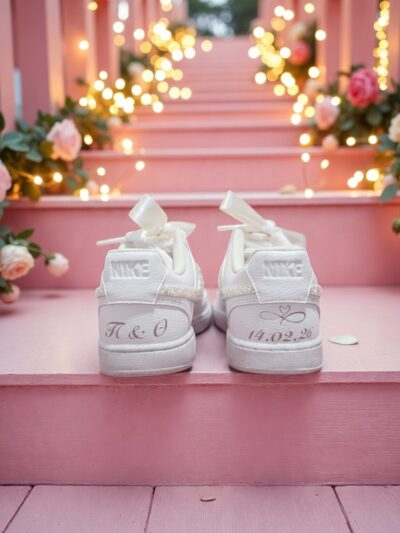 Νυφικά Sneakers με Πέρλες και strass